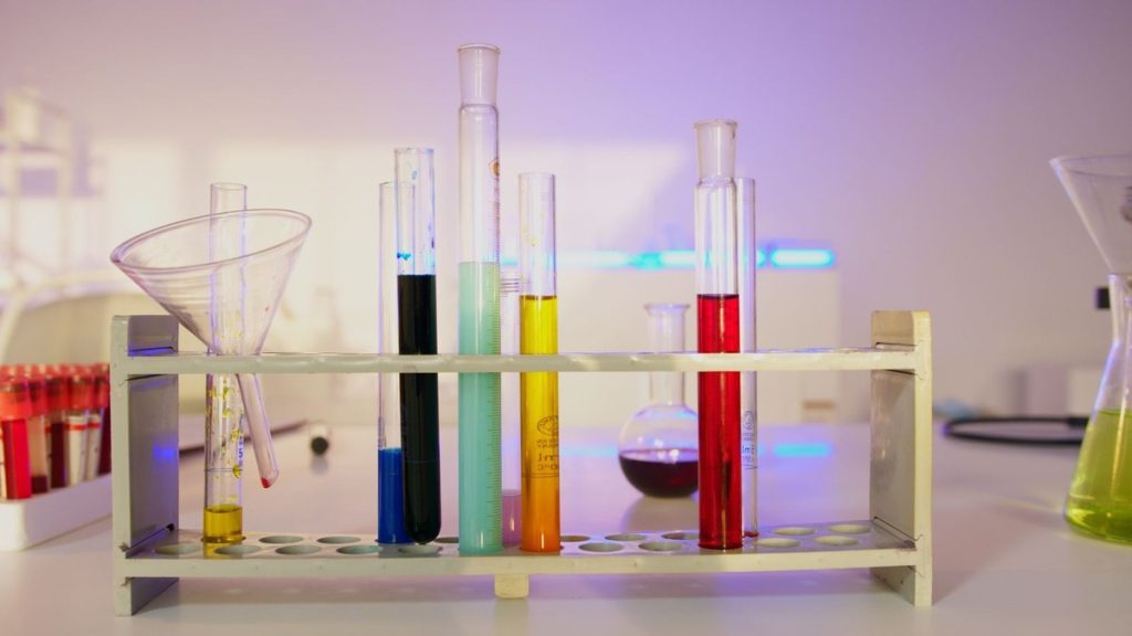 La química detrás de los electrodos AEM